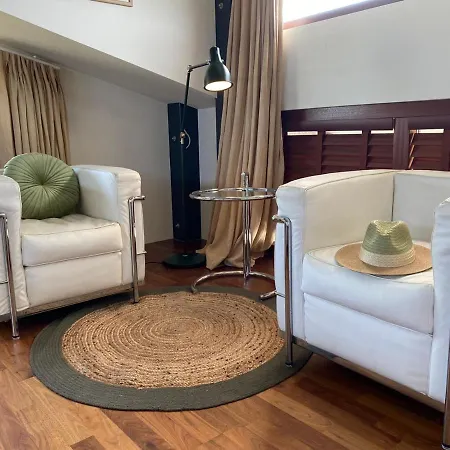度假居 Hestar Husid, Het Luxe Paardenhuis *