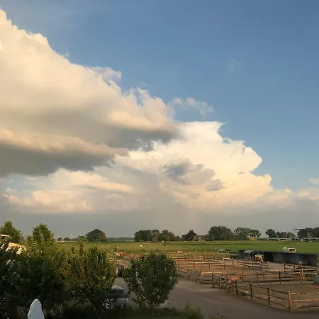 Feriehus Hestar Husid, Het Luxe Paardenhuis *