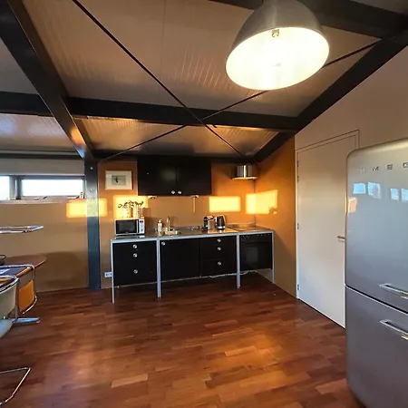 Hestar Husid, Het Luxe Paardenhuis Appartement