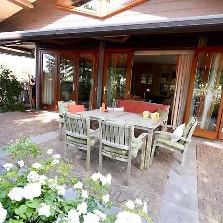 Hestar Husid, Het Luxe Paardenhuis Appartement
