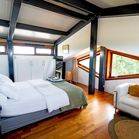 Hestar Husid, Het Luxe Paardenhuis