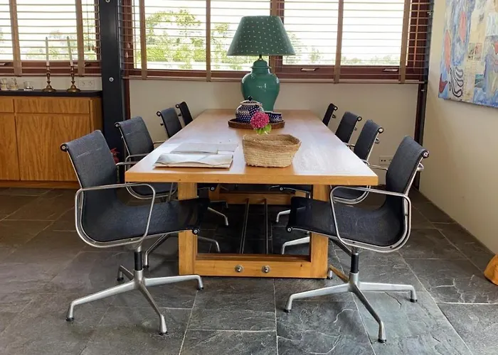 Hestar Husid, Het Luxe Paardenhuis