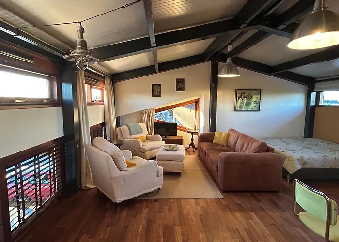 Hestar Husid, Het Luxe Paardenhuis *